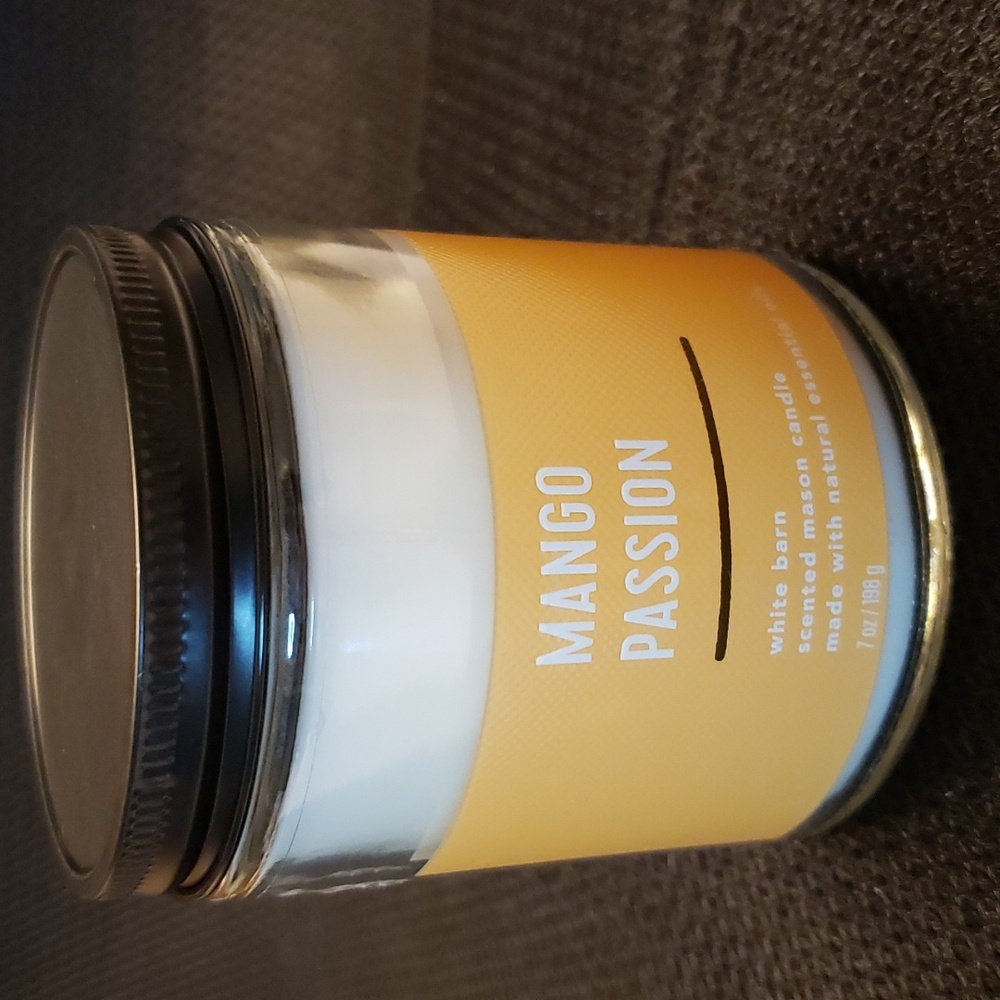 ❣3/$25 ❣  - Bath & Body Works - White Barn MANGO PASSION - 1Wick Candle